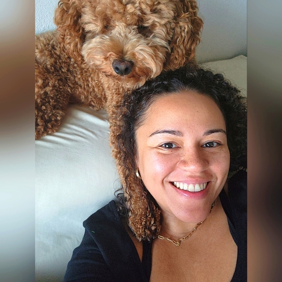 Meet your Posher, Nikki - Picture 2 of 5